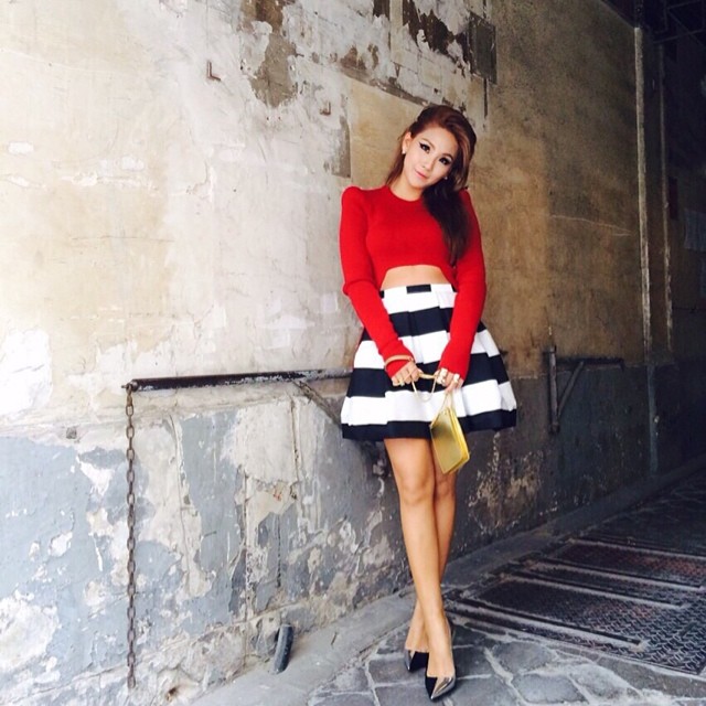 CL-2NE1-paris-fall-couture-2014-11