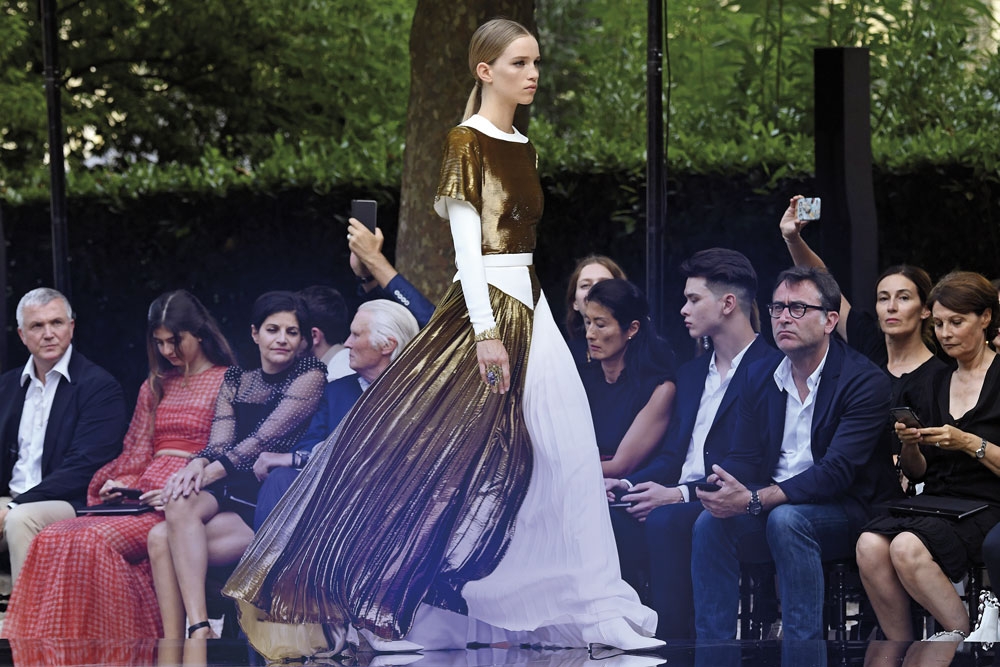 Bộ sưu tập haute couture Givenchy 2018 của Clare Waight Keller 3