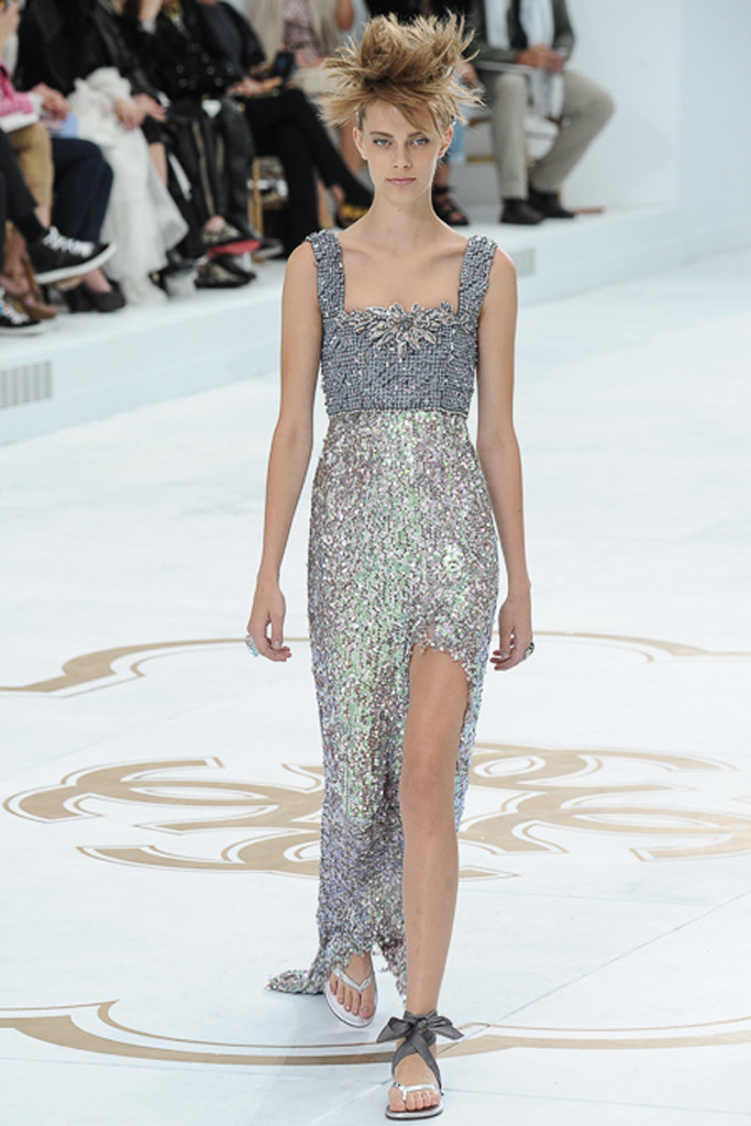 chanel-couture-fall-2014-67_10594423517