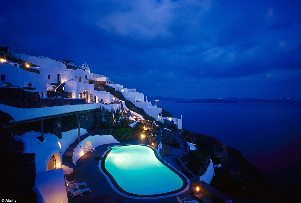 best-pools-in-the-world-greece