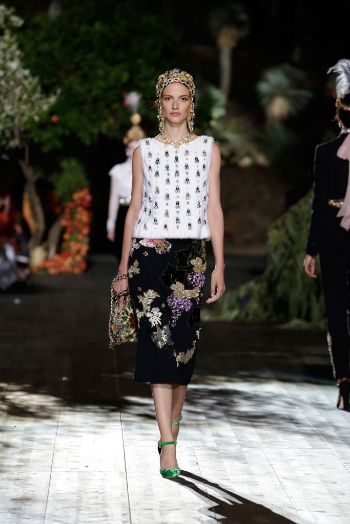 dolce-gabbana-alta-moda-fall2015-2