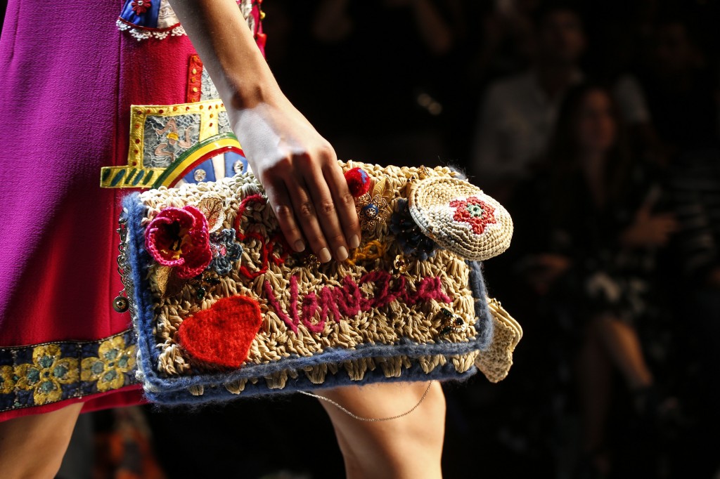 DOLCE-GABBANA-SPRING-2016-SHOW-7