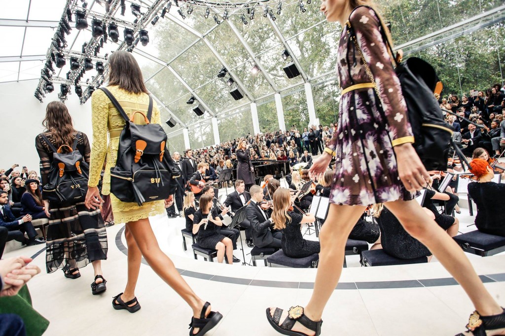 burberry-spring2016show-3