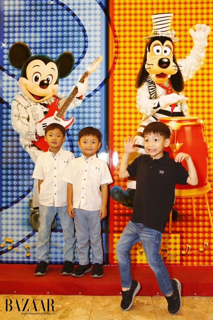 DISNEY-LIVE-VIETNAM-HO-NGOC-HA-SUBEO-010