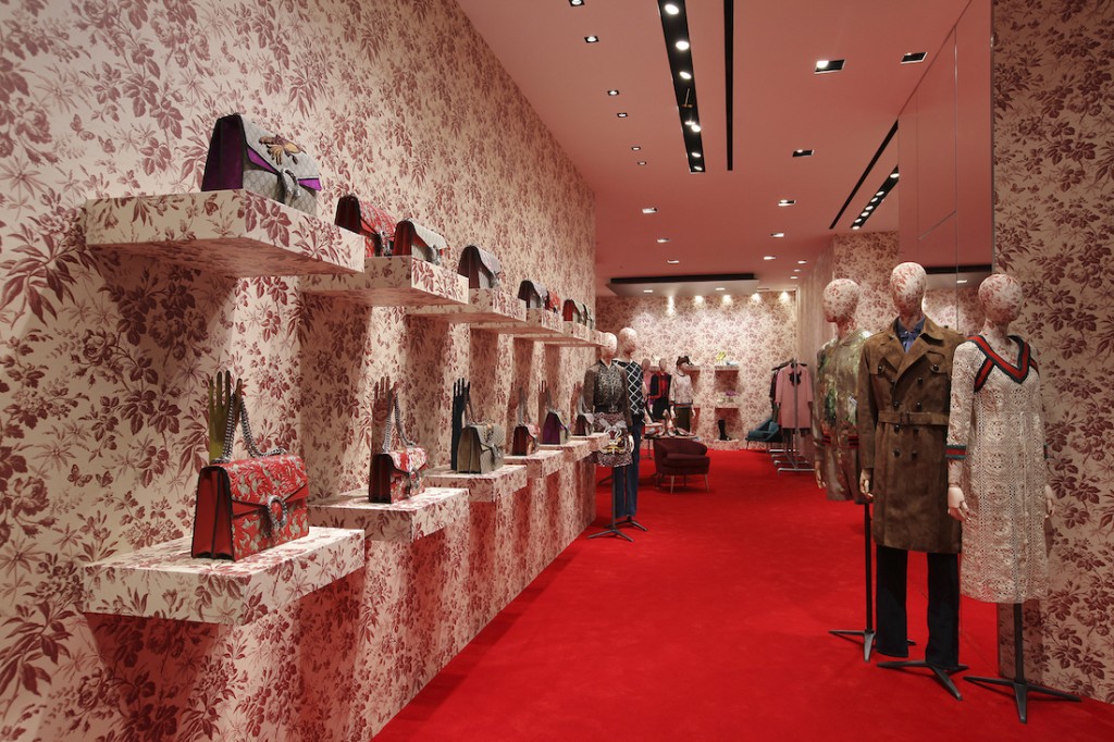 Gucci-pop-up-store-shangha3