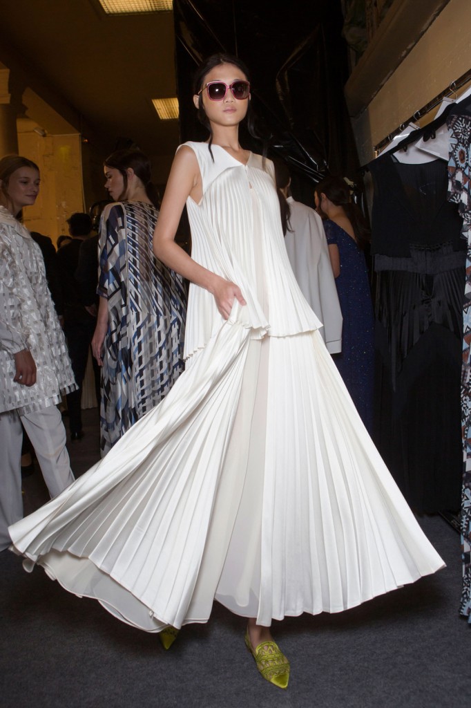 Talbot+Runhof+Spring+2016+Backstage+4eg4FRCCDfKx