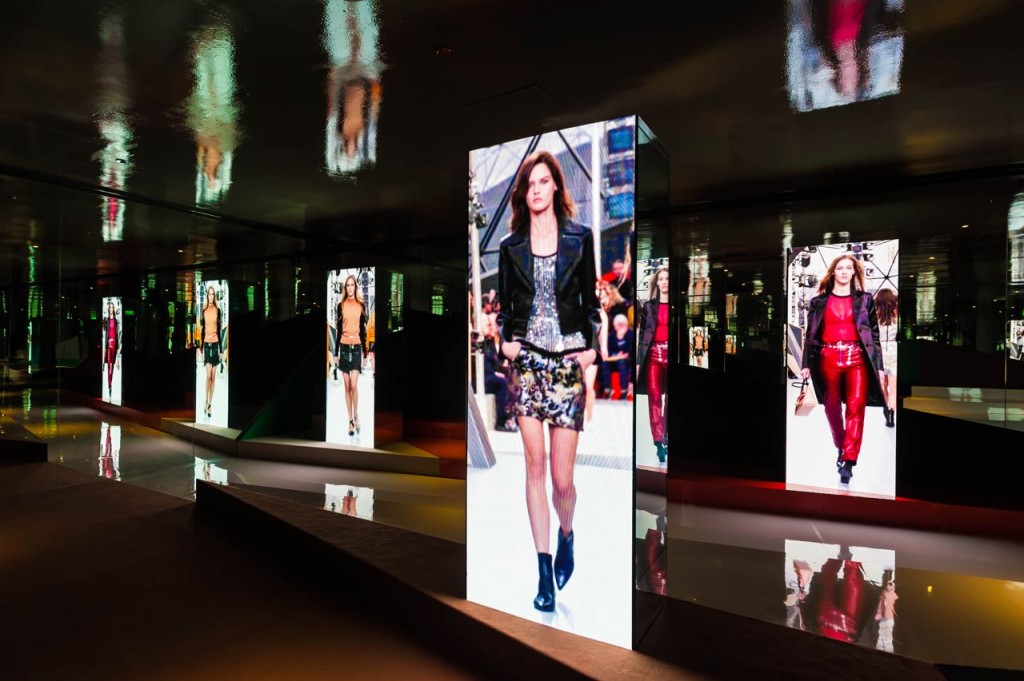 CL-louisvuitton-exhibition-singapore-12