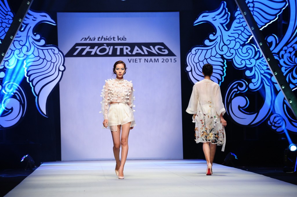 Chau A Thanh Binh - NTK Tran Hung (10)