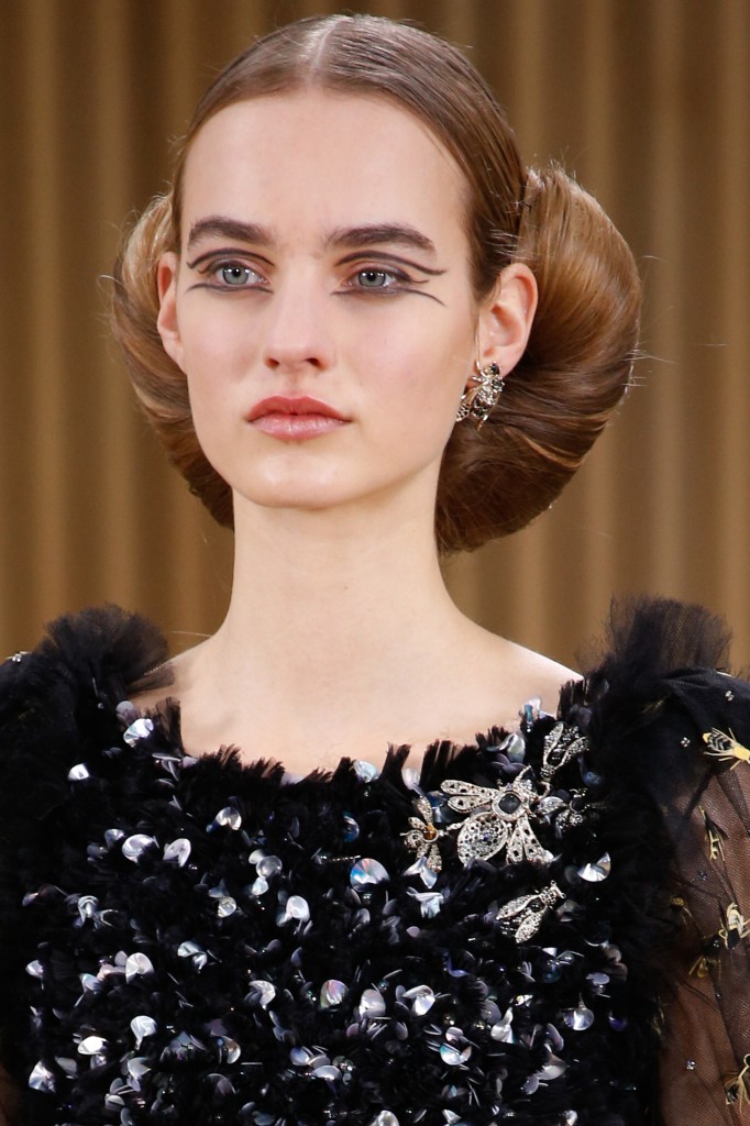 chanel-couture-spring-2016-beauty