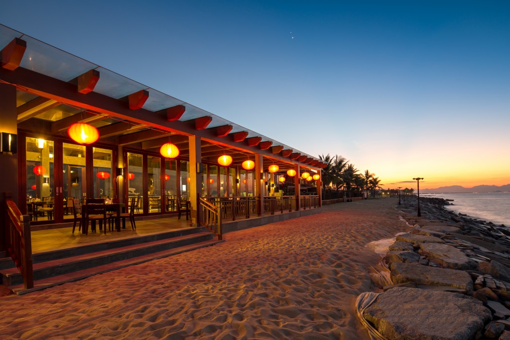 Nhà hàng Boathouse của Golden Sand Resort & Spa