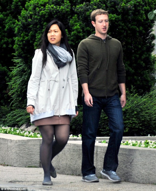 Phong cách ăn mặc của Mark Zuckerberg ngoài đời thường
