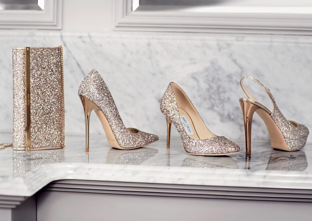 Jimmy Choo cho ra mắt cả dòng túi đi kèm