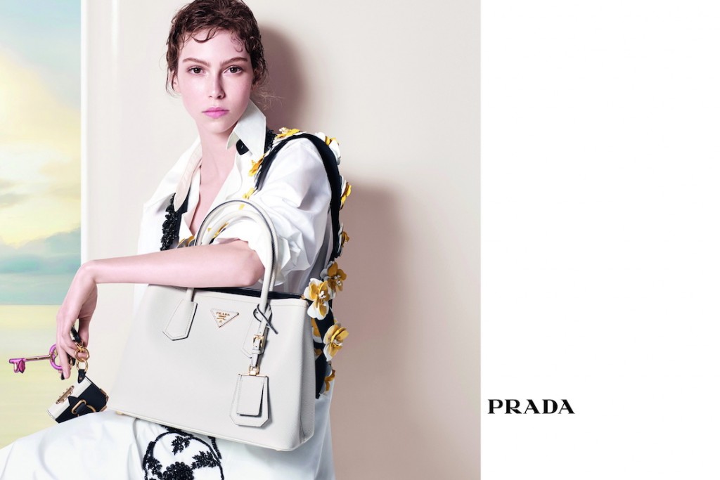 Hình ảnh trong chiến dịch Charmed của Prada