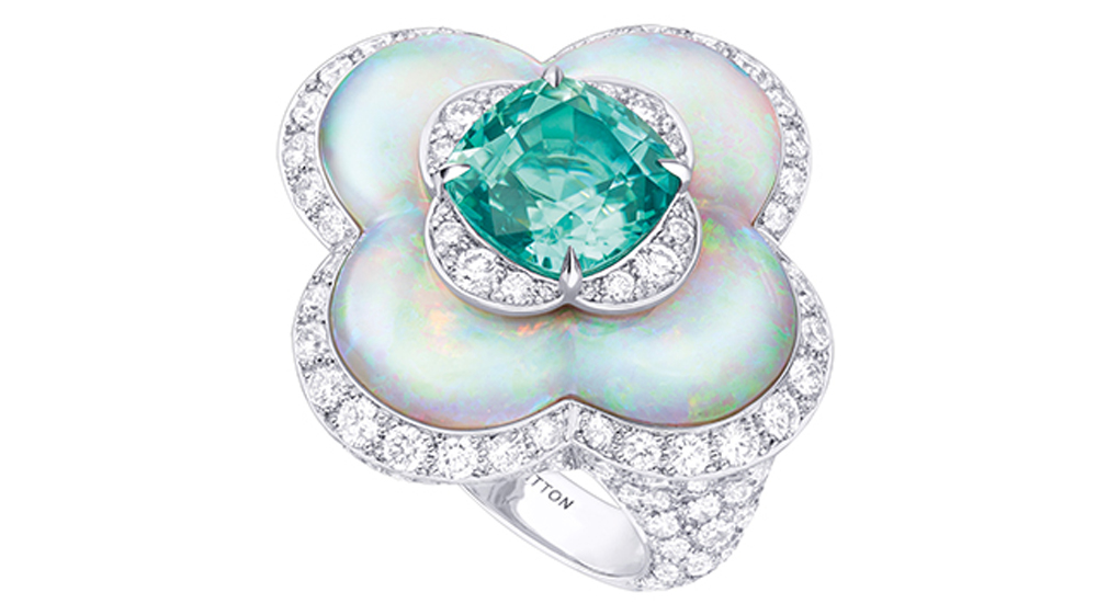 louis-vuitton-blossom-high-jewellery-collection8-buro247sg