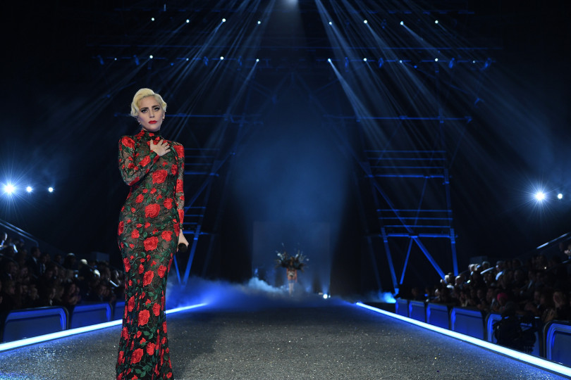 PARIS, FRANCE - NOVEMBER 30: Lady Gaga performs on the runway during the 2016 Victoria's Secret Fashion Show on November 30, 2016 in Paris, France. (Photo by Dimitrios Kambouris/Getty Images for Victoria's Secret)