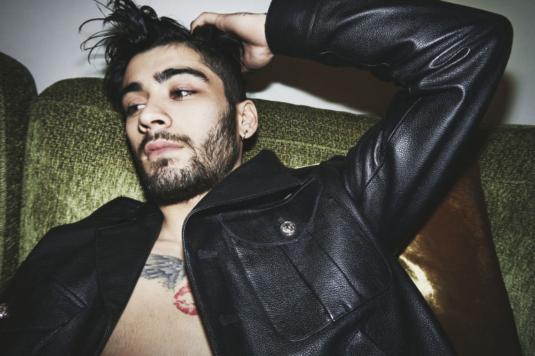 gallery-1488997074-hbz-versus-zayn-malik-04