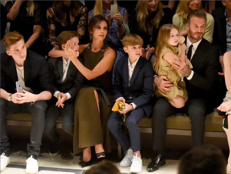 Gia đình Beckham luôn khiến giới truyền thông và mạng xã hội dậy sóng khi xuất hiện cùng nhau