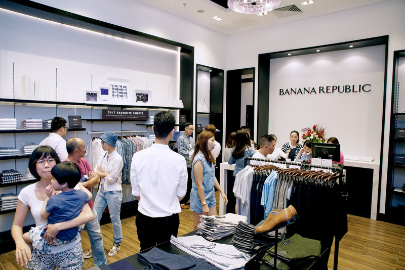 banana republic khai truong cua hang 06