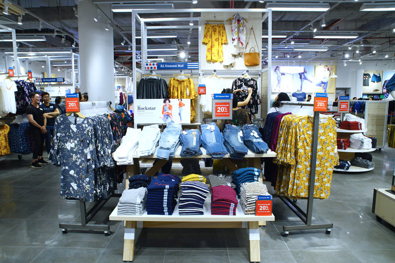 old navy khai truong cua hang 2