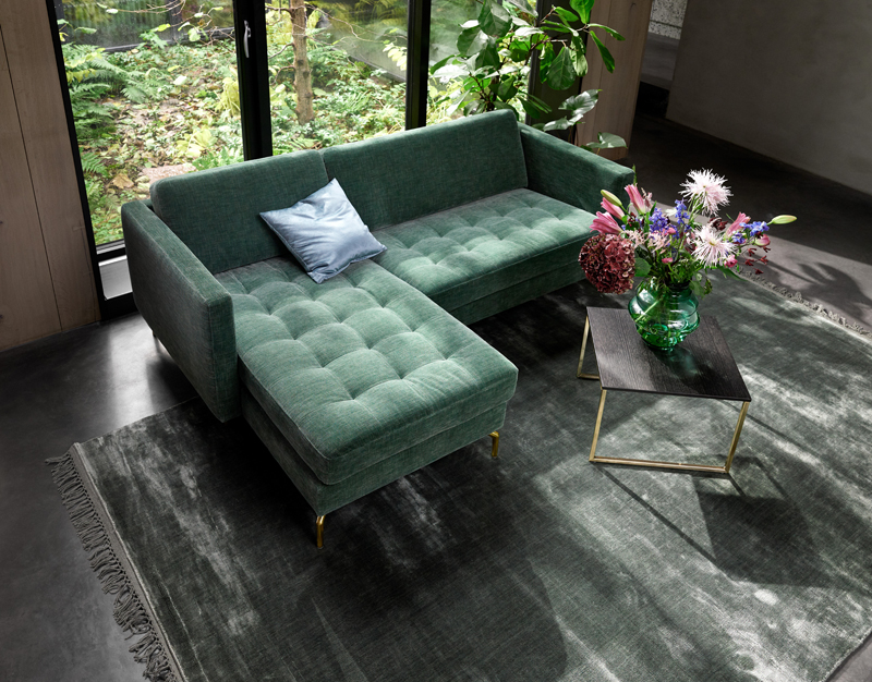 Màu sắc theo xu hướng hàng năm được thể hiện qua vải bọc sofa