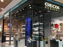 Geox X-store-03