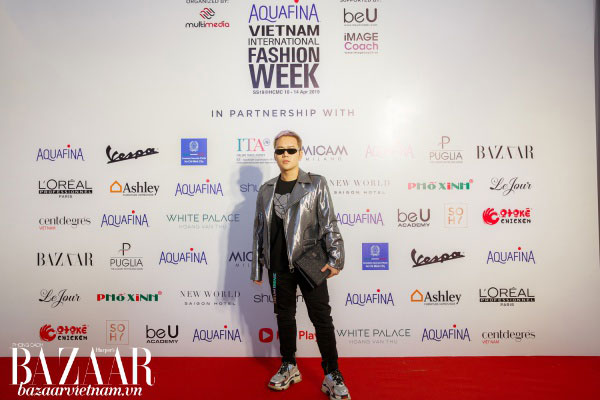 Chung Thanh Phong tại họp báo Aquafina Vietnam International Fashion Week Xuân Hè 2019
