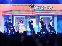 BTS biễu diễn tại lễ trao giải Billboard Music Awards 2019