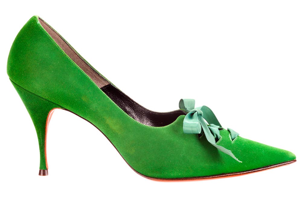Một mẫu thiết kế giày của người bố Seymour Weitzman