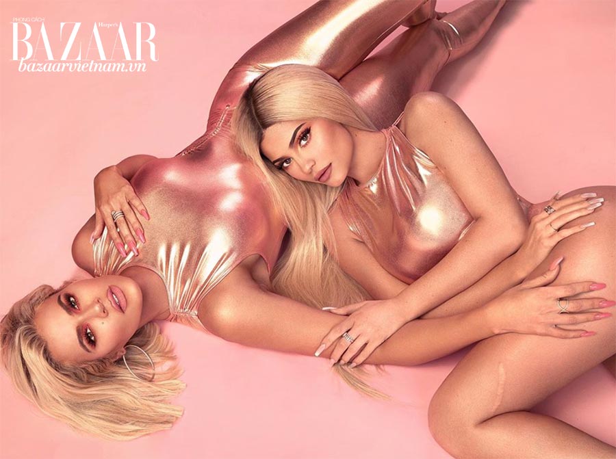 Hai chị em nhà Kardashian kỷ niệm lần thứ 3 ra mắt bộ sưu tập chung cho Kylie Cosmetics