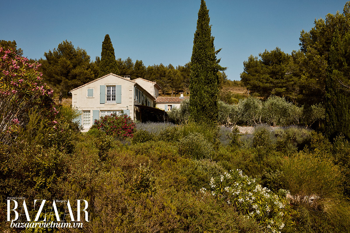 Thiết kế nhà phong cách đồng quê Pháp đẹp và ấm cúng | Harper's Bazaar