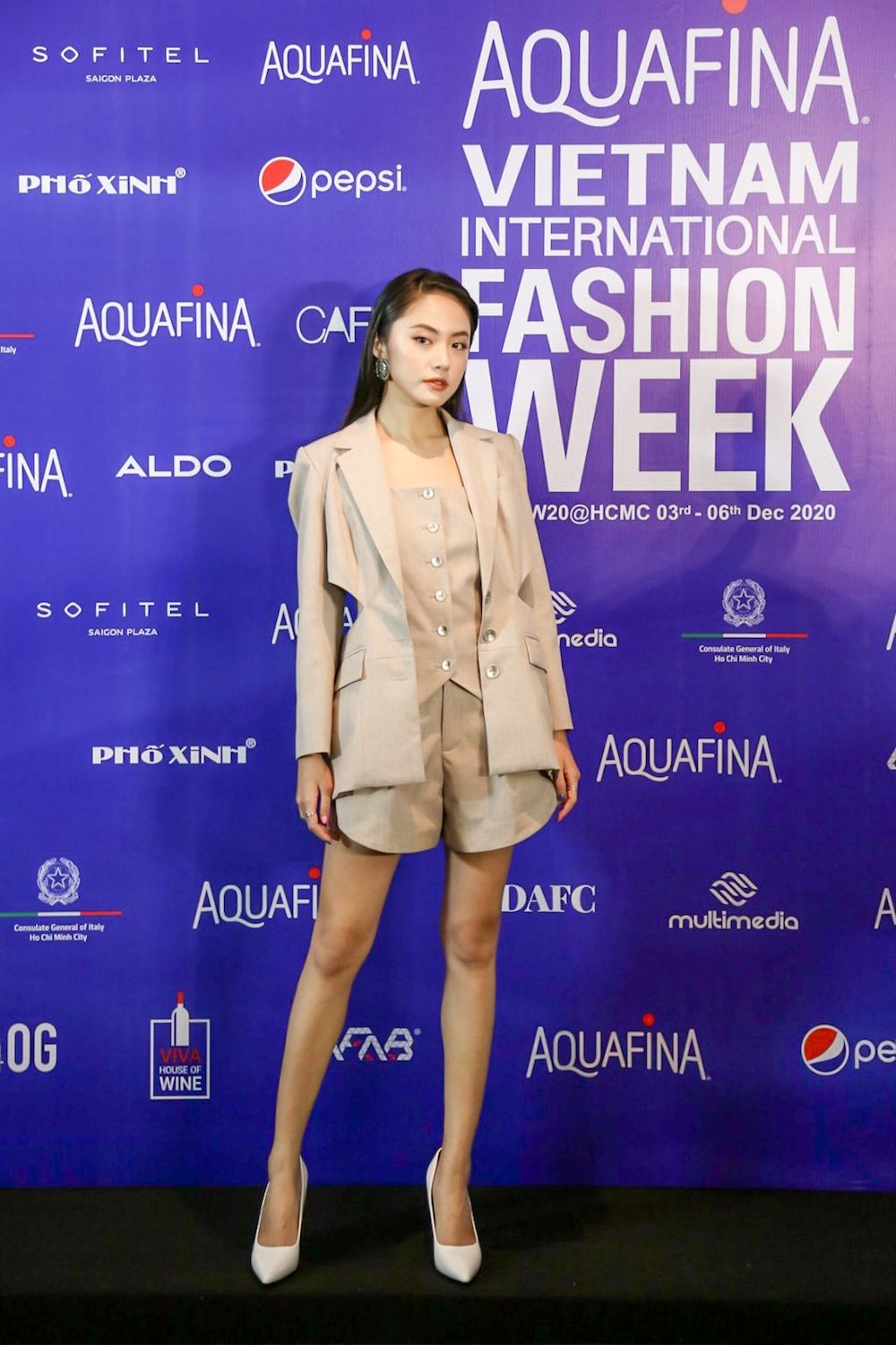 Dàn mẫu Next Top Model, The Face Vietnam đổ bộ họp báo AVIFW 2020 2