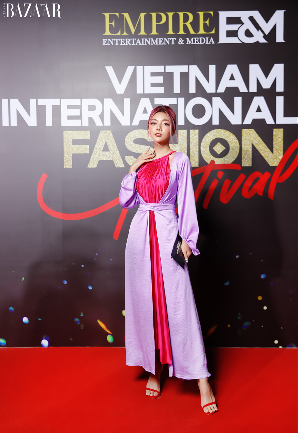 Kathleen Phan Võ lọt top 10 VIFF 2020