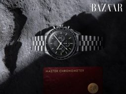 BZ-OMEGA-Speedmaster-Moonwatch-2021-hinh-anh-ava