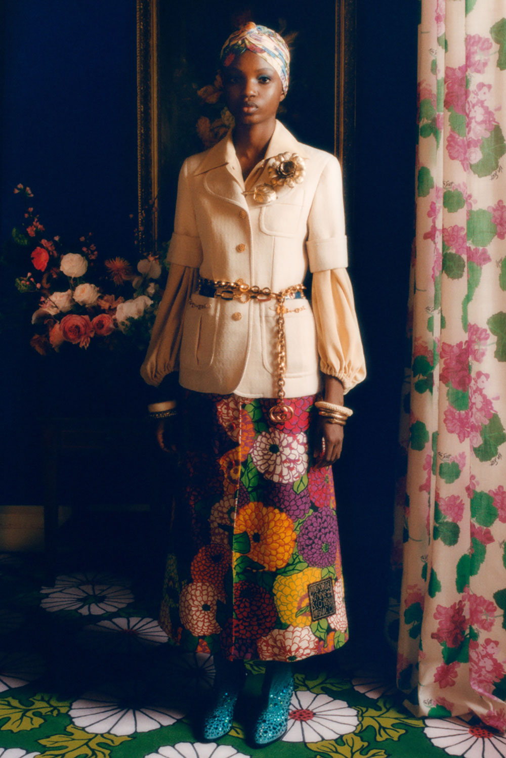 Gucci tôn vinh Ken Scott, nhà thiết kế họa tiết hoa vĩ đại của thập niên 1960 đã bị giới thời trang lãng quên