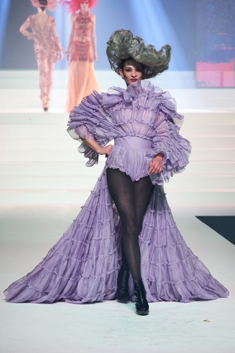 Thiết kế gốc thuộc BST Haute Couture Mùa Xuân 2020 của Jean Paul Gaultier. 