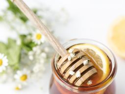 công dụng của mật ong trong làm đẹp