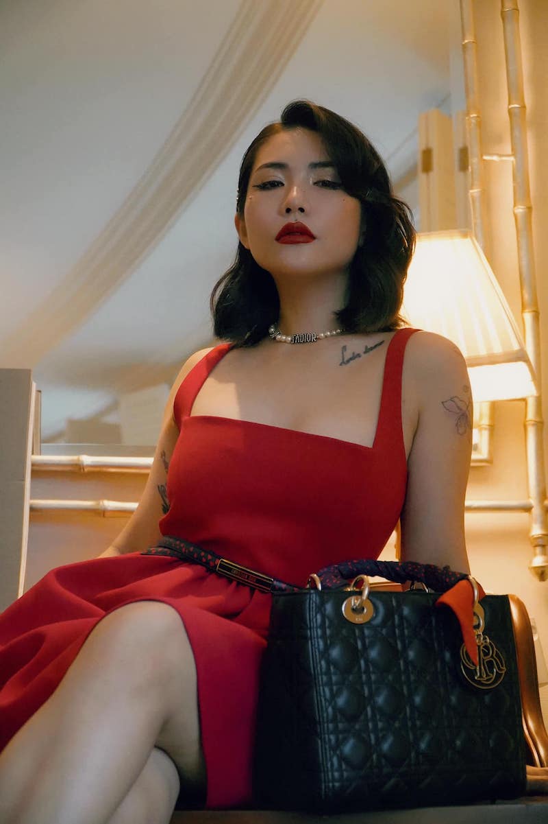 Cùng diện trang phục Dior Thu 2021, fashionista Việt nào mặc đẹp hơn? 4