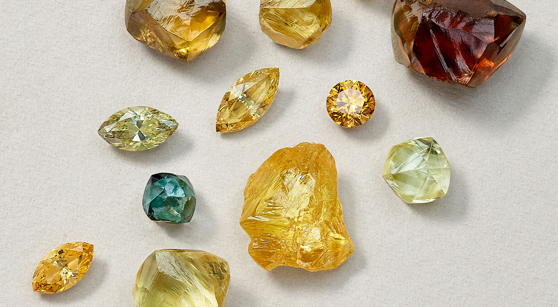 Cách phân biệt kim cương nhân tạo và kim cương tự nhiên mới nhất