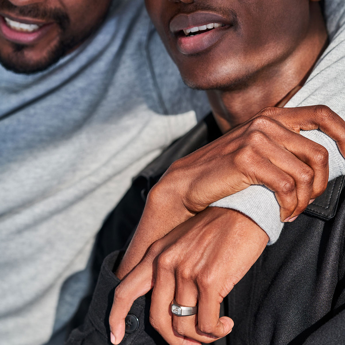 Tiffany & Co giới thiệu nhẫn đính hôn dành cho nam 3