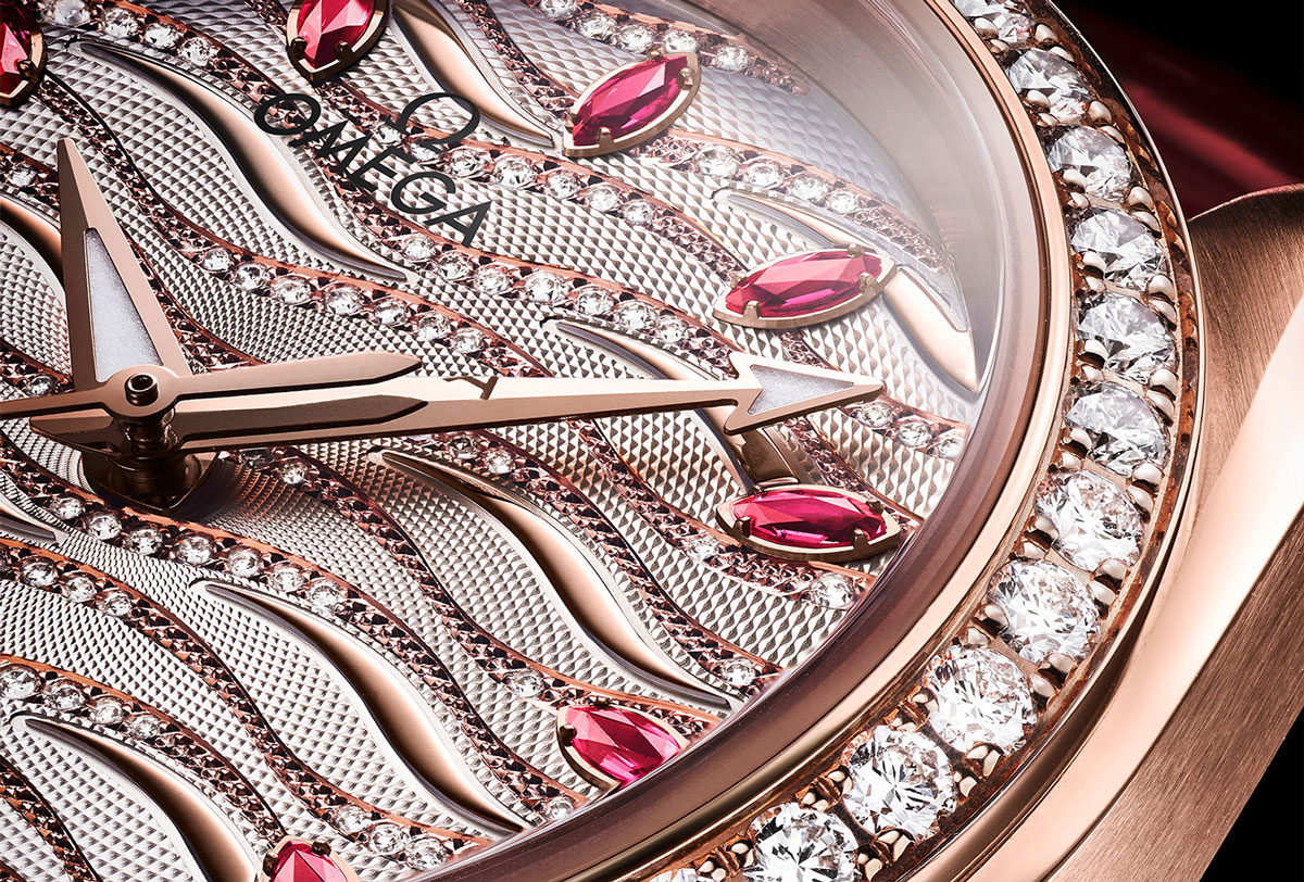 Đồng hồ OMEGA Seamaster Aqua Terra Jewellery nạm kim cương và hồng ngọc