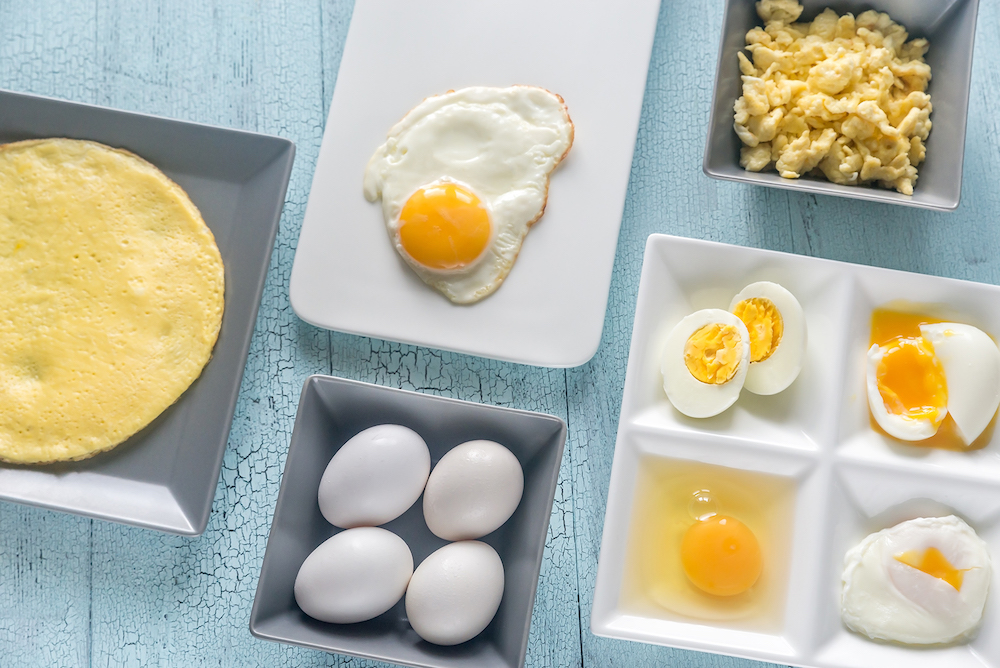 không nên ăn trứng sau khi nặn mụn