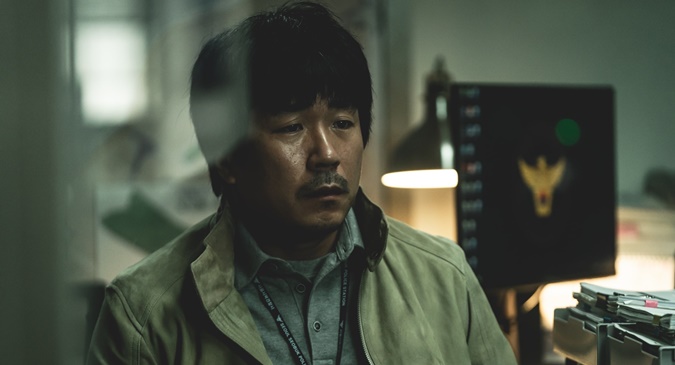 Cảnh sát Jin Kyung Hoon (Yang Ik June) phim bản án từ địa ngục 