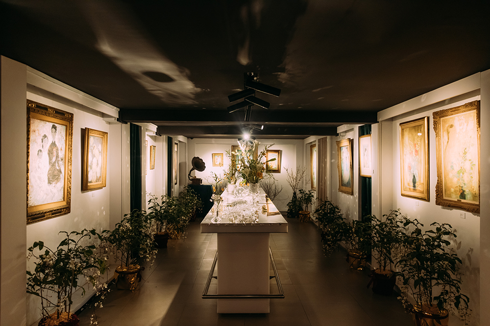 Do Thi Hai Yen vuon hoa xuan Lavelle Gallery 3 - Vợ chồng Đỗ Thị Hải Yến mở vườn hoa xuân kết hợp triển lãm tranh tại Lavelle Gallery