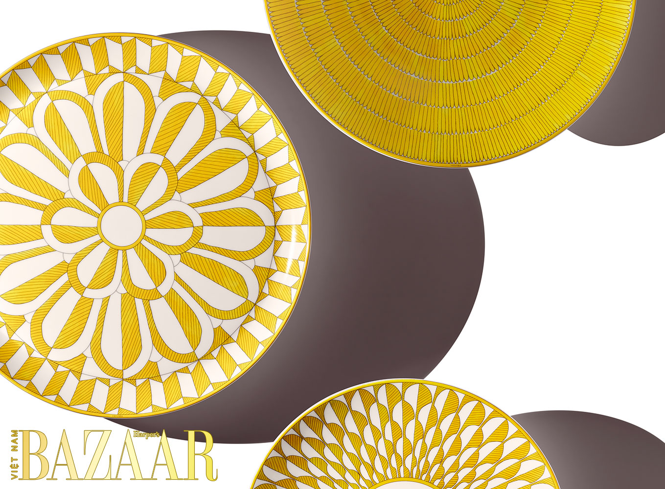 harpers bazaar vietnam do gome su soleil dhermes 2022 04 maud remy lonvis - Mang nắng vàng Art Deco lên bàn tiệc với bộ đồ gốm sứ Soleil d’Hermès