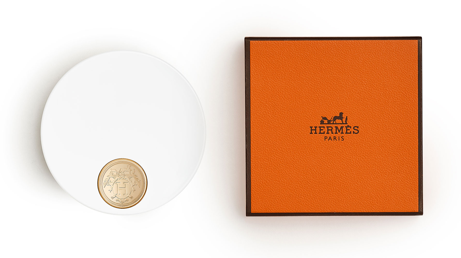 phan bat sang hermes Poudre dOrfevre - Hermès Poudre d’Orfèvre, phấn bắt sáng lấy cảm hứng từ nghệ thuật chế tác vàng