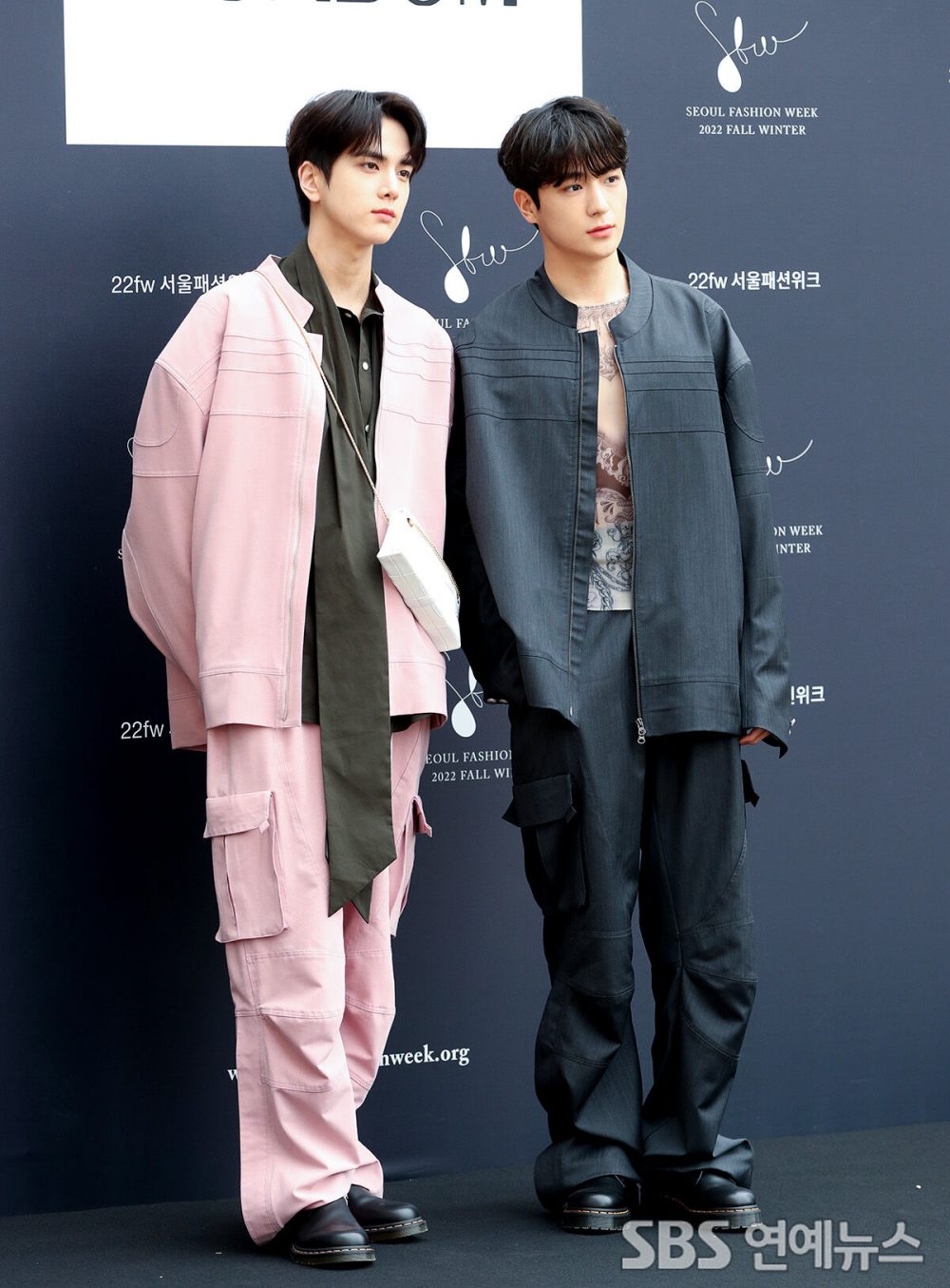 BZ-Seoul-fall-2022-rtw-street-style-fashion-show-The-Boyz-Young-hoon-Hyun-jae