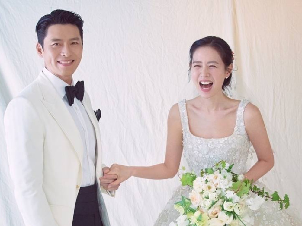 Son Ye Jin mặc váy cưới Elie Saab, Vera Wang trong hôn lễ với Hyun Bin