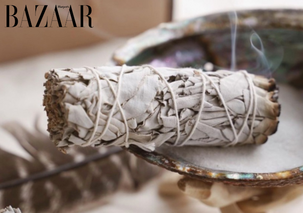 Harper's Bazaar_Liệu pháp hương thơm xô thơm gỗ trắc xanh_01