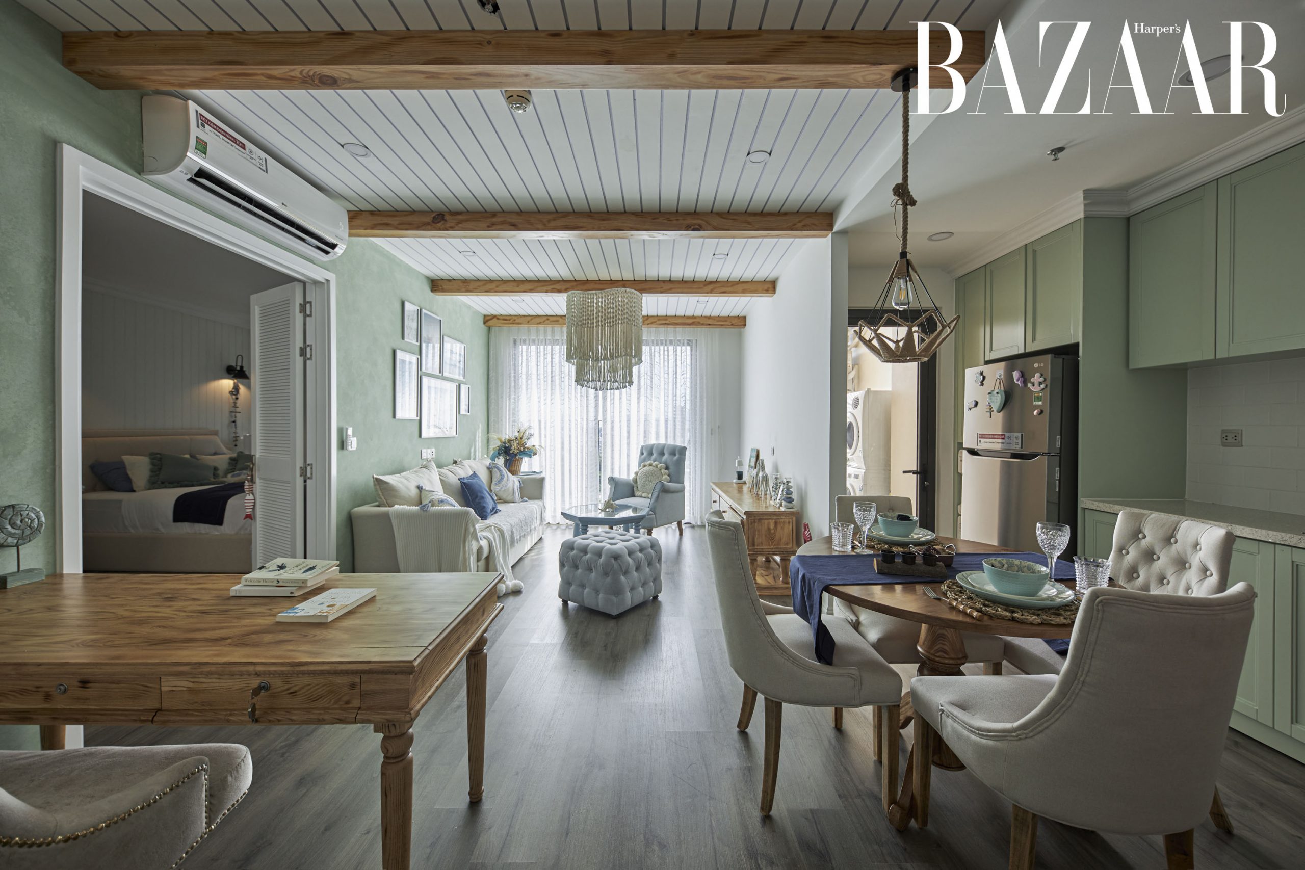 Harpers Bazaar nha dang kim phuong 03 copy scaled - Ngôi nhà màu xanh phong cách Coastal Farmhouse của Đặng Kim Phượng