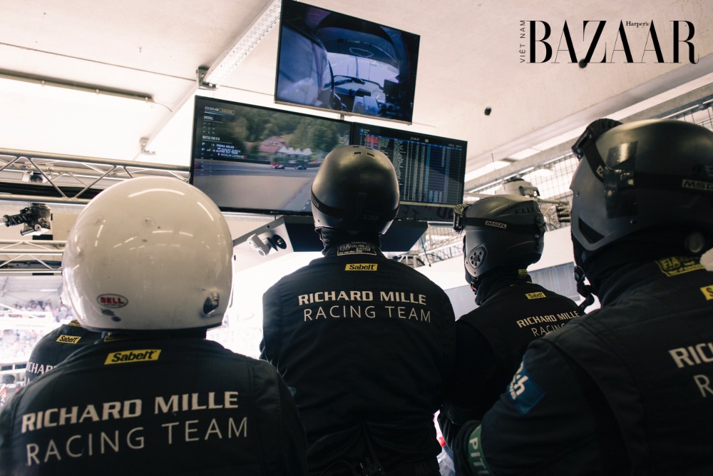 BZ Richard Mille doi dua xe giai le mans 24 gio 2022 3 - Ba kỳ nữ của Richard Mille lọt top 10 giải Le Mans 24 Giờ 2022
